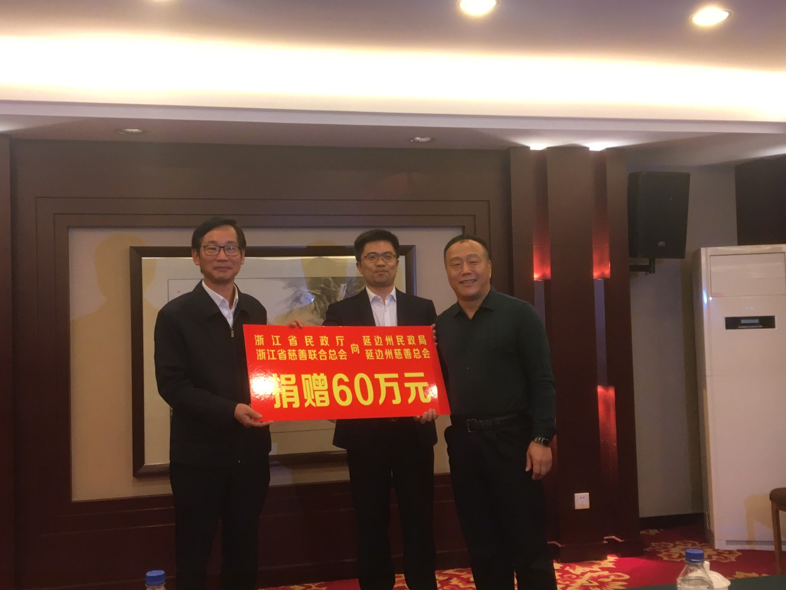 2f2d332922f32cad9af1435892da9b27.jpg 2f2d332922f32cad9af1435892da9b27.jpg