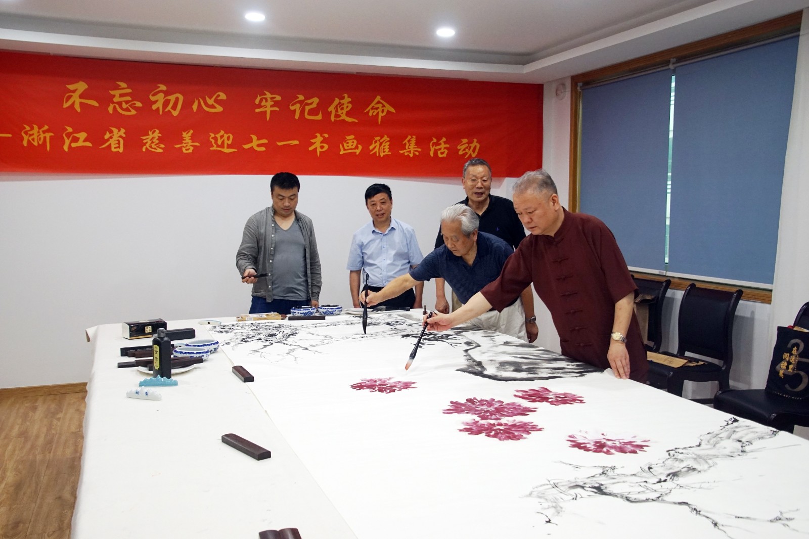 5a500e5f776bbe8a6c63f7f1ec626bd3.jpg 5a500e5f776bbe8a6c63f7f1ec626bd3.jpg