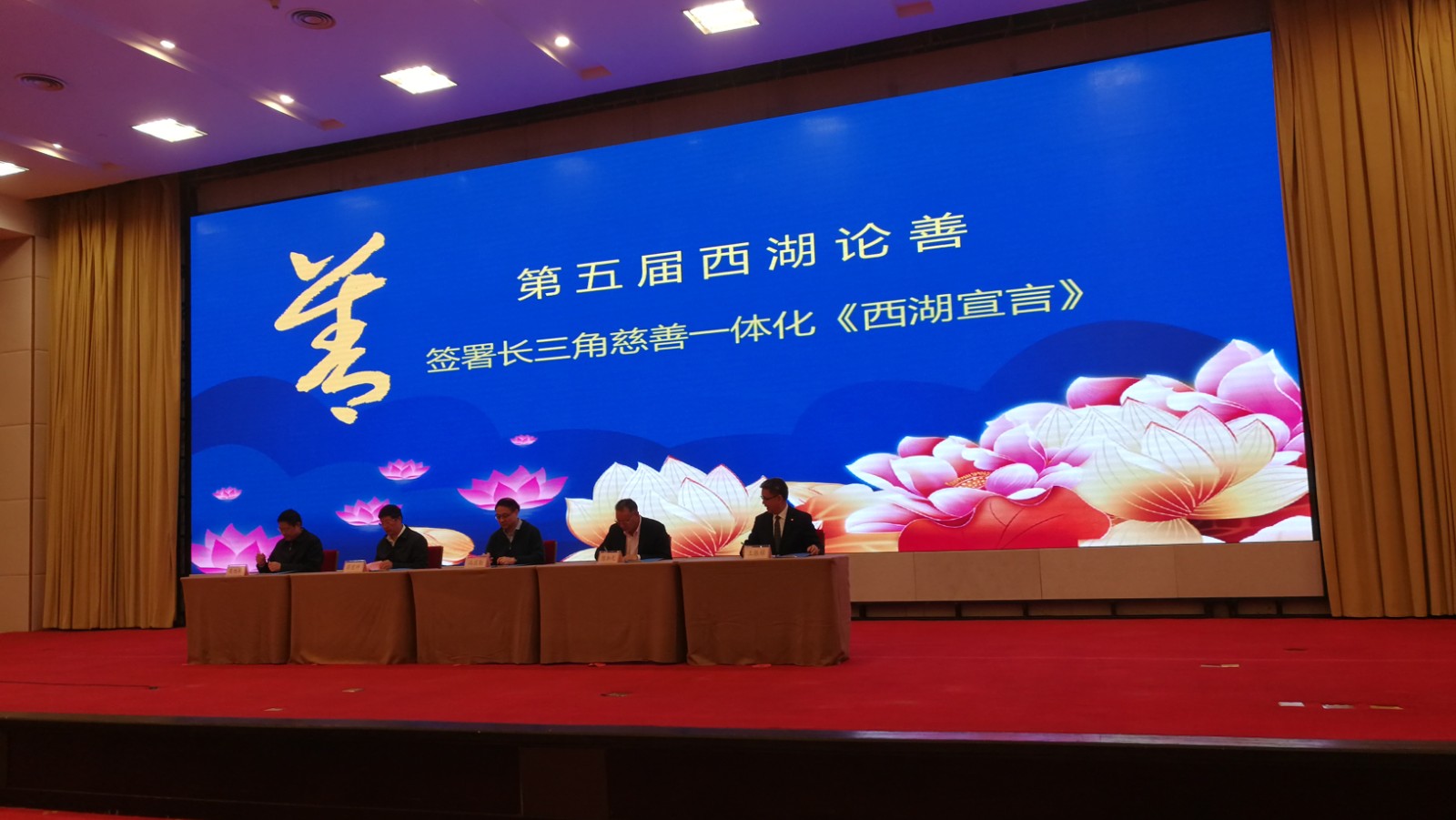 7c5d86f6e78f37bd80b07c27951344f1.jpg 7c5d86f6e78f37bd80b07c27951344f1.jpg