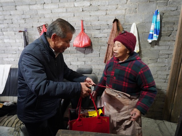 99ad83a0956a8295f52aa2ad531648fe.jpg 99ad83a0956a8295f52aa2ad531648fe.jpg