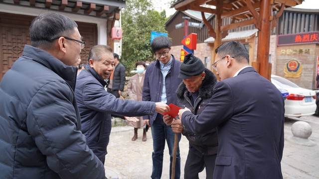 99d916f0c49baae241077d2ae734fd03.jpg 99d916f0c49baae241077d2ae734fd03.jpg