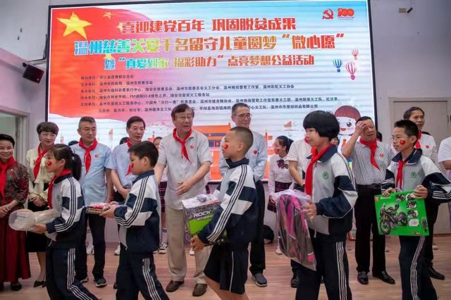 4473807d51db9a319c5e88748bcc57fb.jpg 4473807d51db9a319c5e88748bcc57fb.jpg